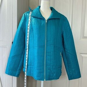 Chicos NWT Turquoise Quilted Jacket Size 3